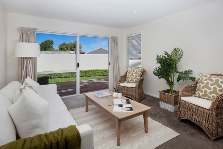 Photo of property in 1/16 Peverel Street, Riccarton, Christchurch, 8011