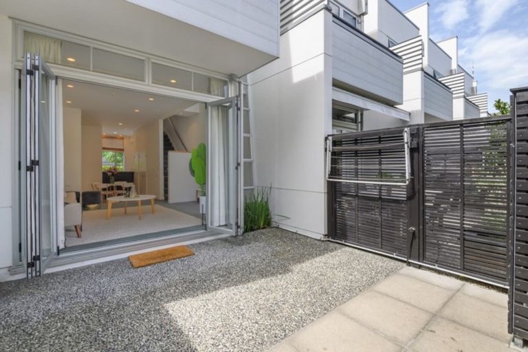 Photo of property in 63 Fisher-point Drive, Auckland Central, Auckland, 1010