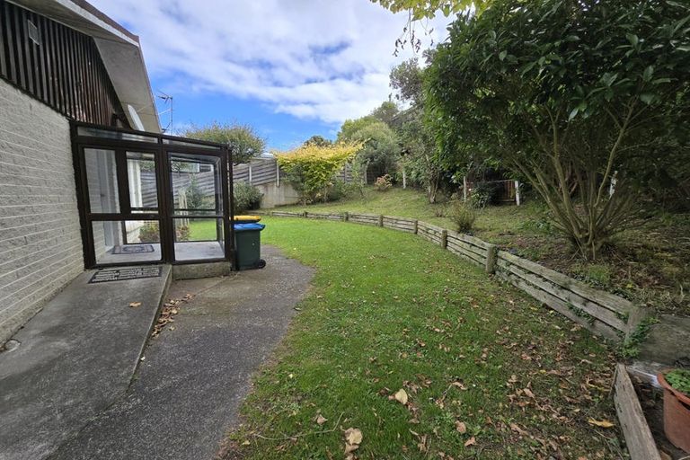 Photo of property in 51b Mana View Road, Paremata, Porirua, 5026