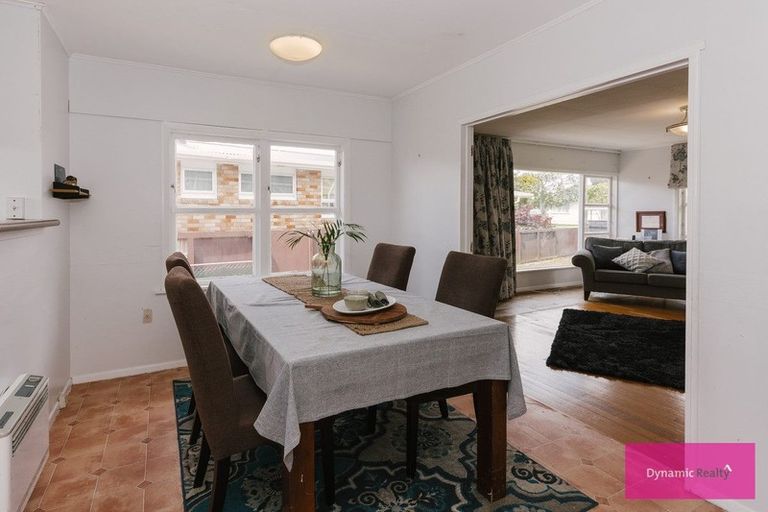 Photo of property in 33 Slacks Road, Awapuni, Palmerston North, 4412