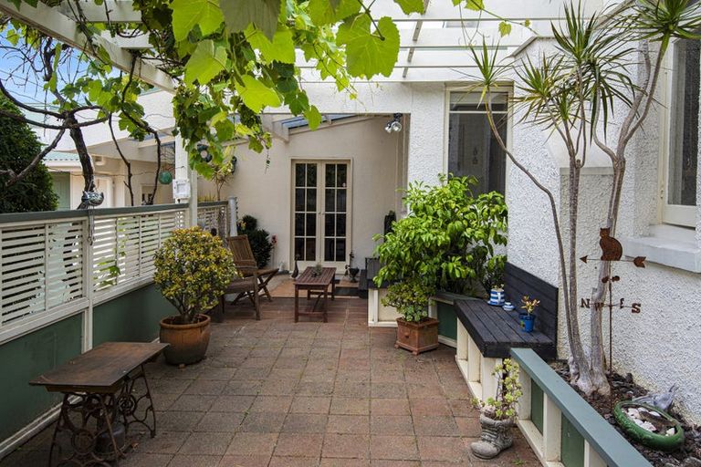 Photo of property in 74 Mains Avenue, Kensington, Whangarei, 0112