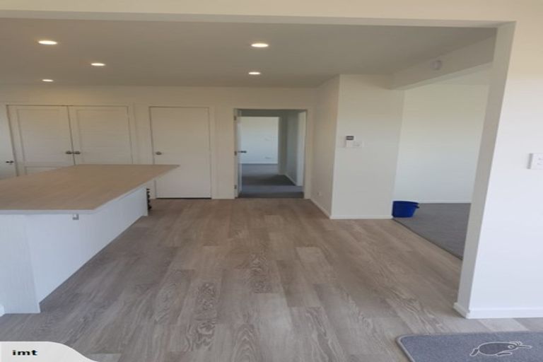 Photo of property in 14 Penny Lane, Silverstream, Upper Hutt, 5019