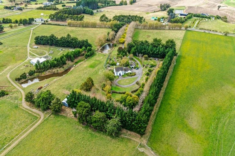 Photo of property in 835 Mount Stewart Halcombe Road, Halcombe, Feilding, 4779