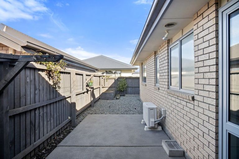Photo of property in 10 Saint Peters Close, Woolston, Christchurch, 8062