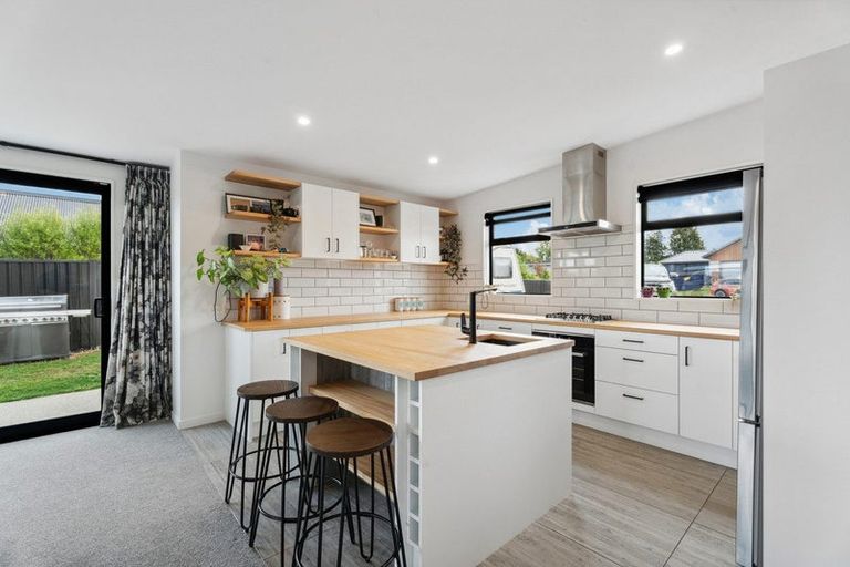 Photo of property in 38 Grandview Road, Lake Hawea, Wanaka, 9382