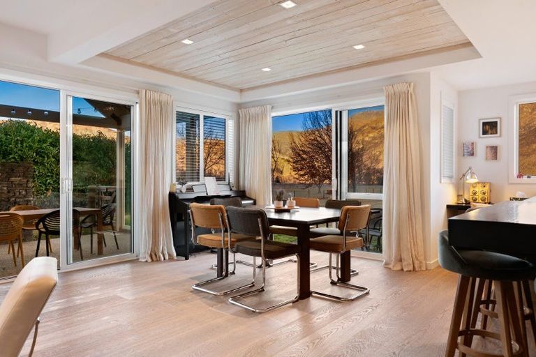 Photo of property in 24 Marshall Avenue, Lake Hayes, Queenstown, 9371