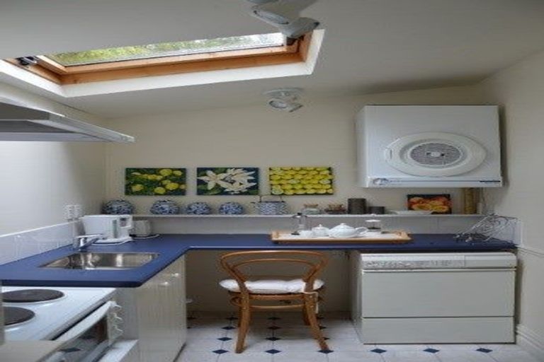 Photo of property in 60 Barton Road, Heretaunga, Upper Hutt, 5018