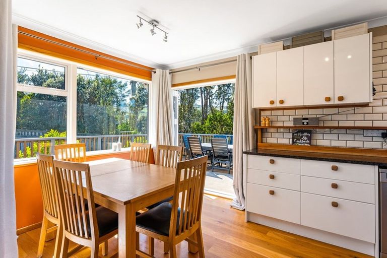 Photo of property in 150 Rawhiti Road, Pukerua Bay, 5026