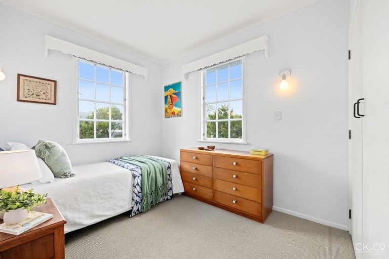 Photo of property in 17 Chilton Grove, Hutt Central, Lower Hutt, 5010
