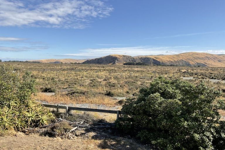 Photo of property in 38 Hillview Road, Birdlings Flat, Little River, 7591