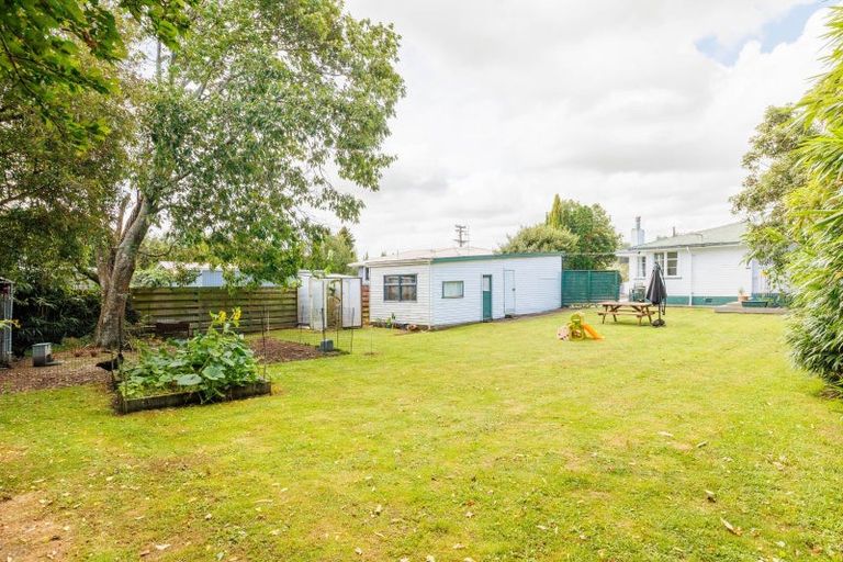 Photo of property in 50 Huxley Street, Pahiatua, 4910