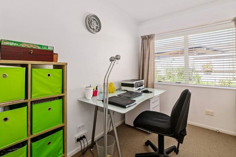 Photo of property in 118 Rimuvale Street, Pukehangi, Rotorua, 3015