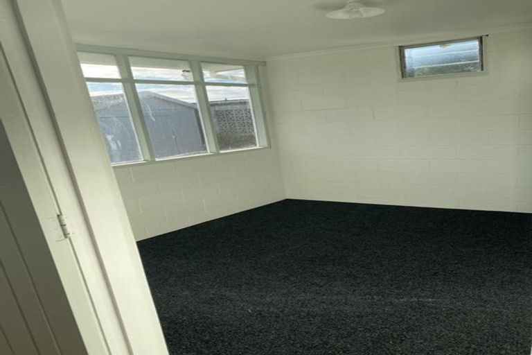 Photo of property in 906b Clive Street, Akina, Hastings, 4122