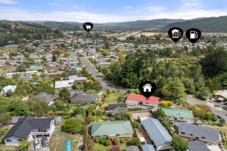 Photo of property in 42 Norana Road, Maoribank, Upper Hutt, 5018