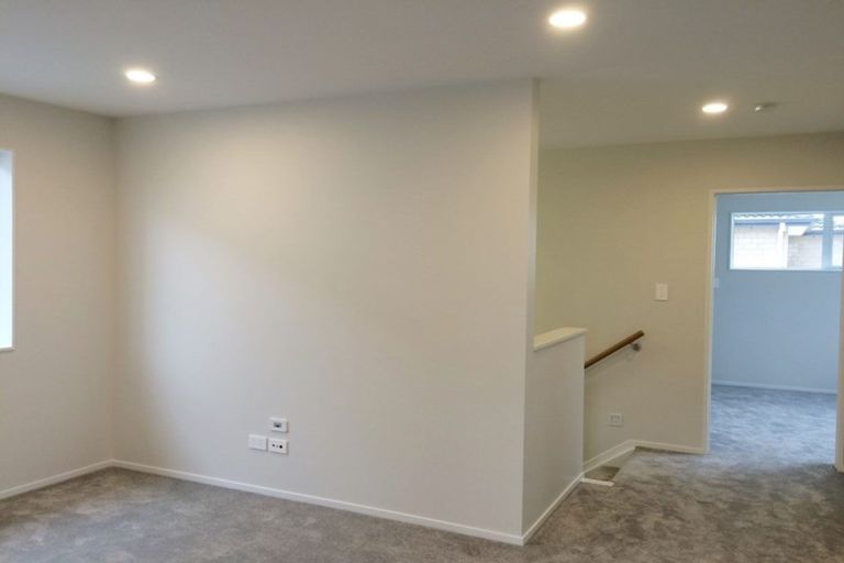 Photo of property in 75 Rosewell Crescent, Flat Bush, Auckland, 2019