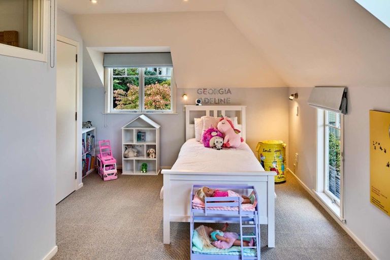 Photo of property in 10 Tui Road, Days Bay, Lower Hutt, 5013