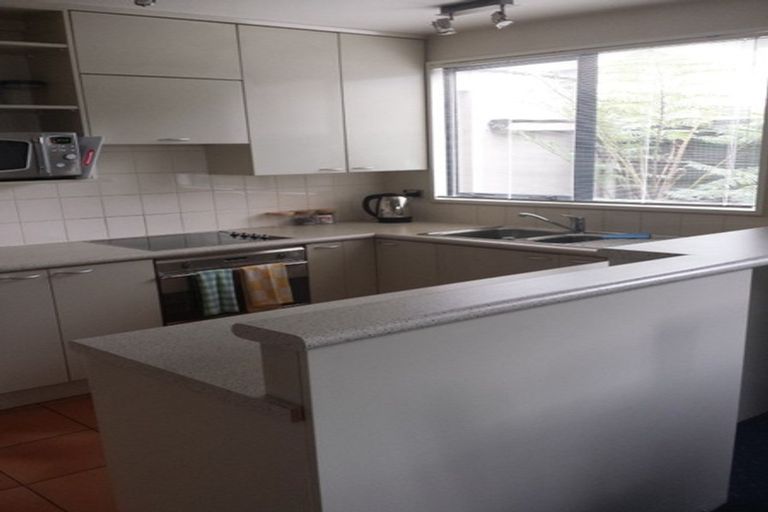 Photo of property in 32 Latimer Square, Christchurch Central, Christchurch, 8011