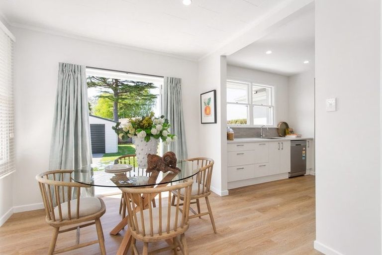 Photo of property in 70 Brookside Terrace, Bryndwr, Christchurch, 8053