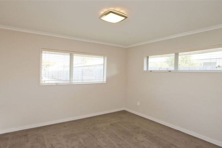 Photo of property in 449a Featherston Street, Palmerston North, 4414