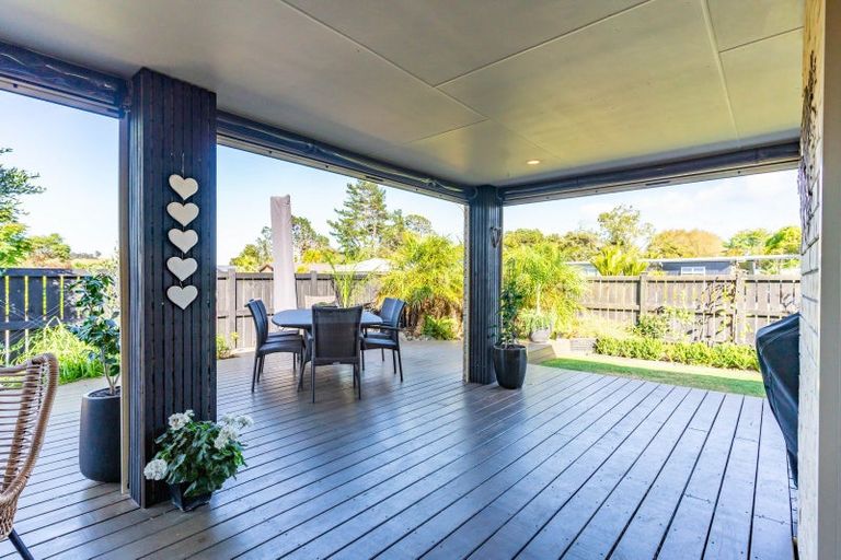 Photo of property in 1 Spinnaker Lane, Mangawhai, 0505