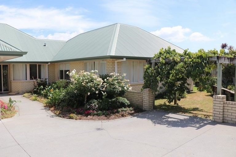 Photo of property in 61 Athfield Drive, Bethlehem, Tauranga, 3110