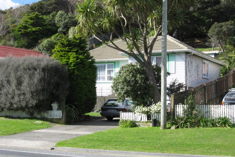 Photo of property in 87 Coast Road, Wainuiomata, Lower Hutt, 5014