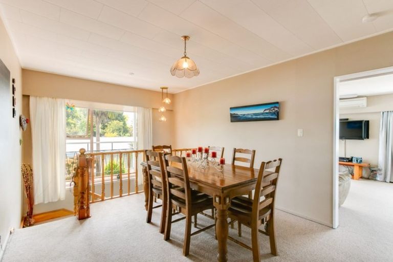 Photo of property in 17 Totara Street, Taradale, Napier, 4112