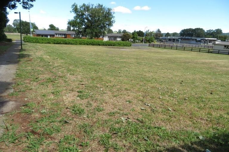 Photo of property in 56 Rangatira Drive, Mangakino, 3421