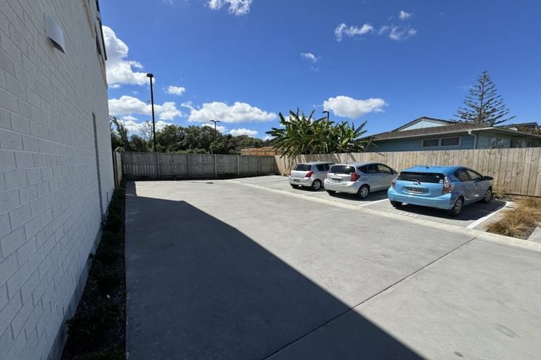 Photo of property in 9c Welby Place, Mangere, Auckland, 2022