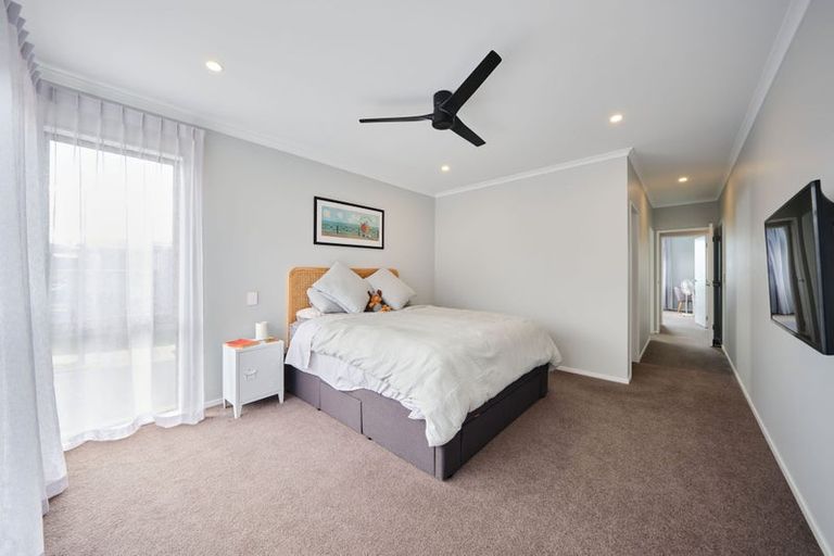 Photo of property in 104 Symes Drive, Red Beach, 0932