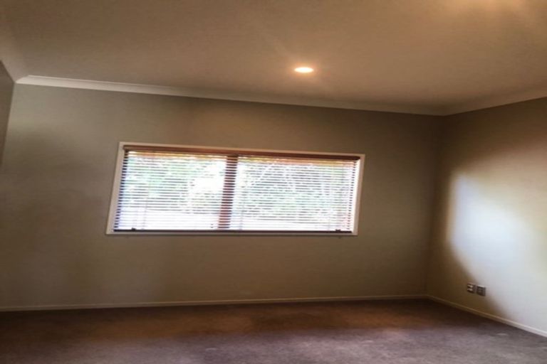 Photo of property in 52 Shelter Drive, Greenhithe, Auckland, 0632