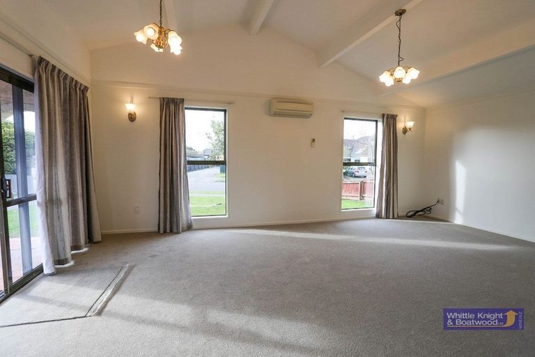 Photo of property in 6 Lochmore Street, Bishopdale, Christchurch, 8051
