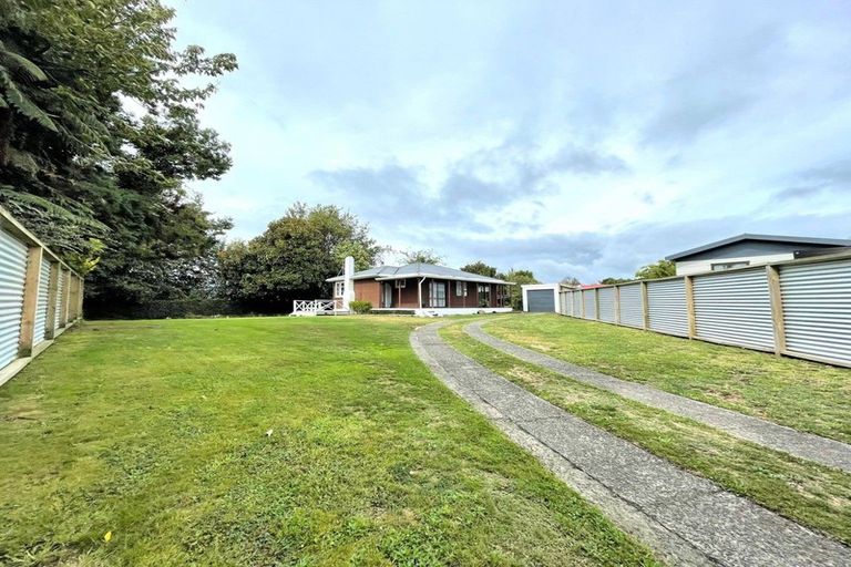 Photo of property in 19 Glendevon Place, Tokoroa, 3420