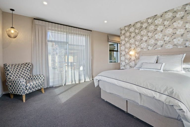 Photo of property in 86 Sunline Drive, Cambridge, 3432