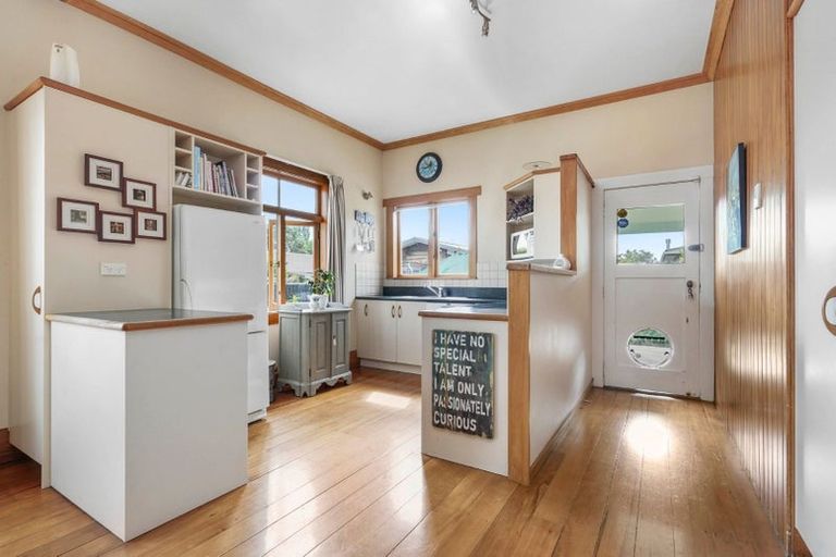 Photo of property in 12 Taniwha Street, Frankton, Hamilton, 3204
