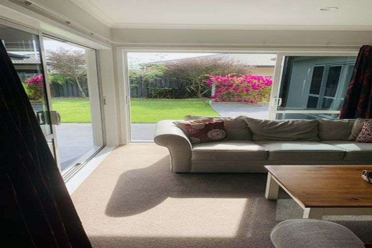 Photo of property in 8 Orotu Drive, Poraiti, Napier, 4112