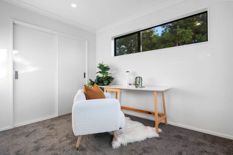 Photo of property in 12c Wylie Avenue, Sunnynook, Auckland, 0620