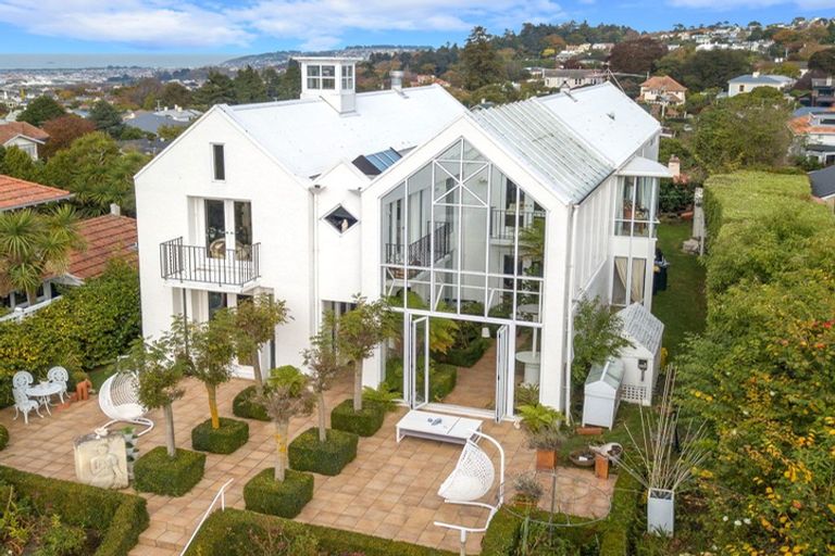 Photo of property in 32 Claremont Street, Maori Hill, Dunedin, 9010