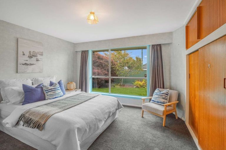 Photo of property in 14 Oakdale Street, Avonhead, Christchurch, 8042