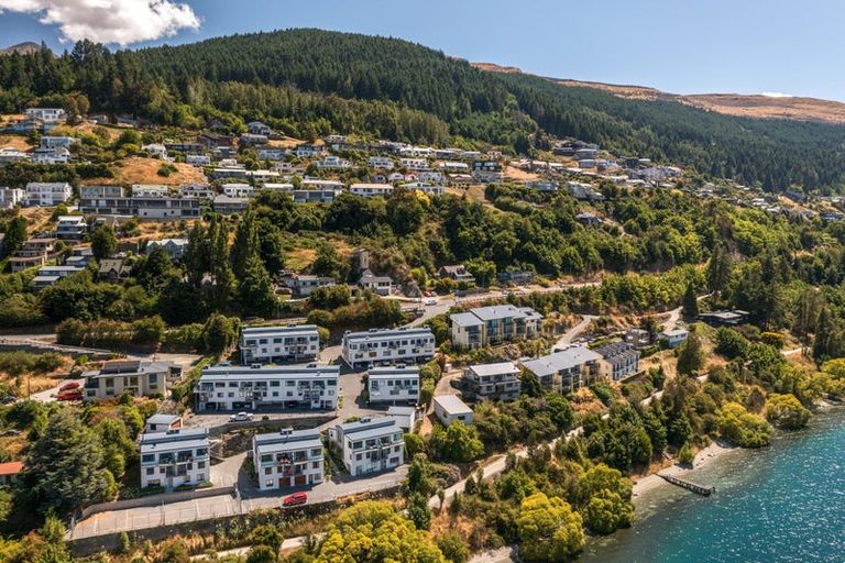 Photo of property in 247 Frankton Road, Queenstown, 9300