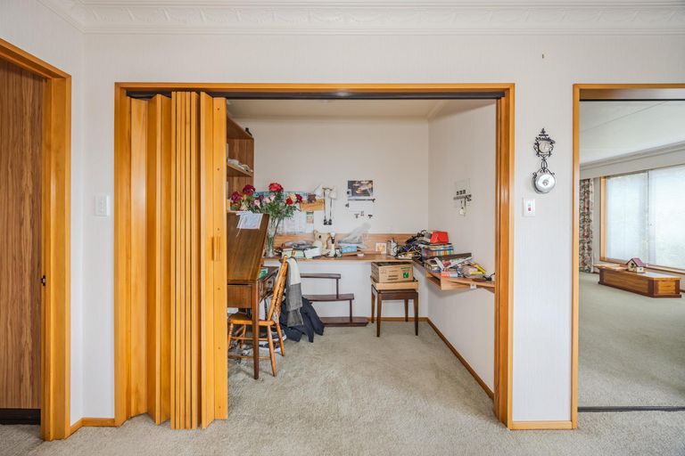 Photo of property in 11 Mersey Street, South Hill, Oamaru, 9400