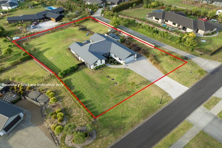 Photo of property in 8 Bernora Crescent, Bombay, 2675