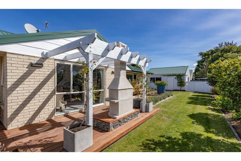 Photo of property in 60a Main North Road, Woodend, 7610