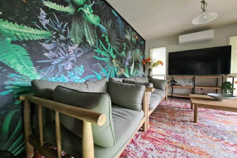 Photo of property in 11 Pentland Road, Regent, Whangarei, 0112