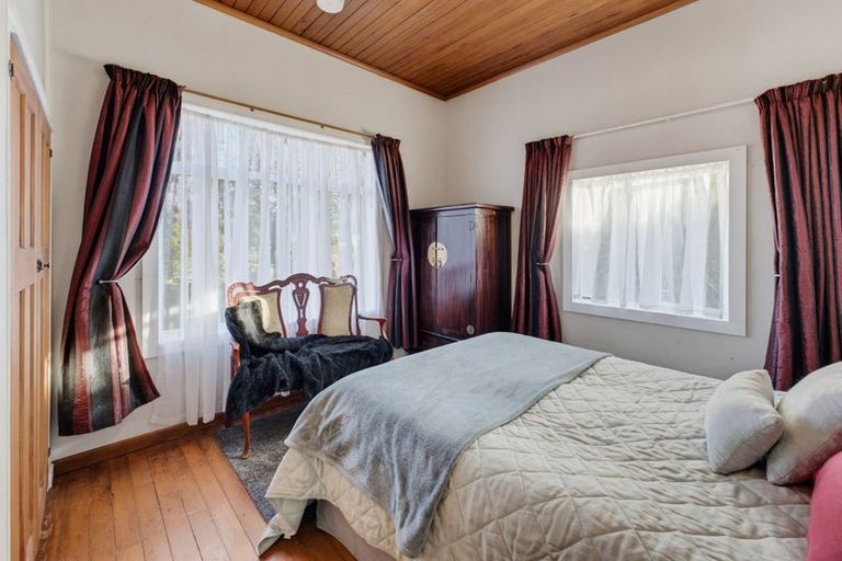 Photo of property in 31 Main Road, Pleasant Point, 7903