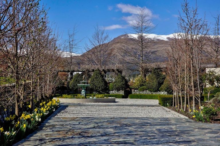 Photo of property in Millbrook Resort, 2 Millvista Lane, Arrowtown, Queenstown, 9371