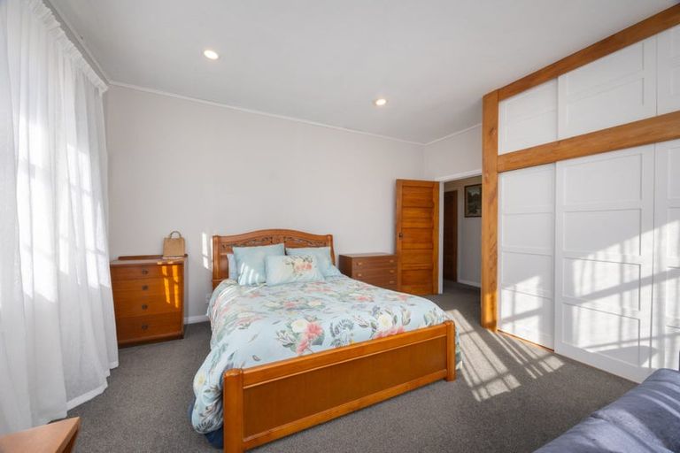 Photo of property in 43 Frederick Street, Terrace End, Palmerston North, 4410