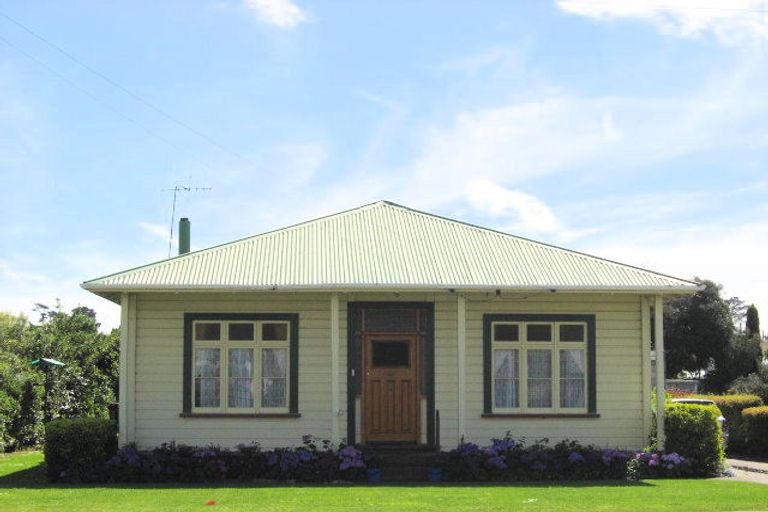 Photo of property in 84 Puriri Street, Gonville, Whanganui, 4501