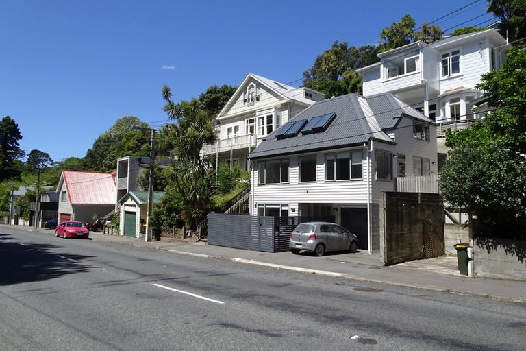 Photo of property in 125b Glenmore Street, Kelburn, Wellington, 6012
