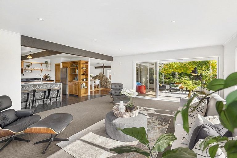 Photo of property in 72 Baker Road, Mangorei, New Plymouth, 4371